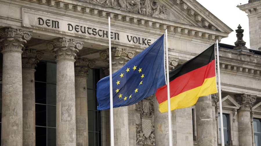 Германия высказалась против изъятия замороженных активов РФ – WSJ