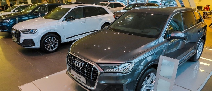 По ценам ниже мировых. В Беларусь привезли флагманский внедорожник Audi Q7